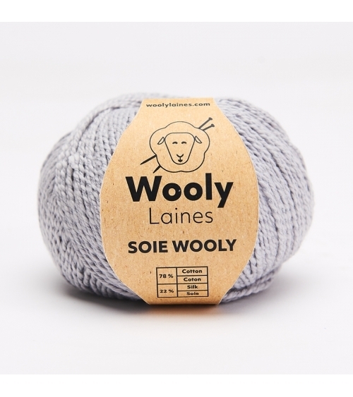 Robe Rosie - Kit à tricoter en laine Soie Wooly Pelotes de 50gr
Niveau intermédiaire.

Notre kit de tricot Robe Rosie est vot