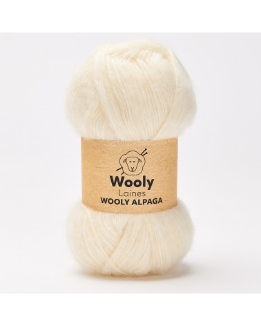 Pelote de Laine Wooly Alpaga Pelote de 100 / 50 gr.
WOOLY ALPAGA est une des laines les plus douces du marché. Elle possède une