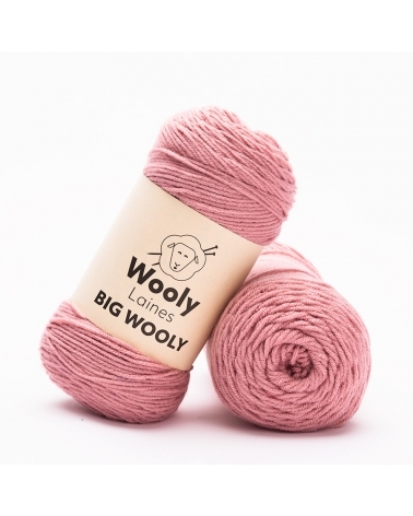 PELOTE DE LAINE BIG WOOLY Pelote de 200 gr.
Sa fibre confortable vous gardera au chaud tout l’hiver !
Les laines Big Wooly son