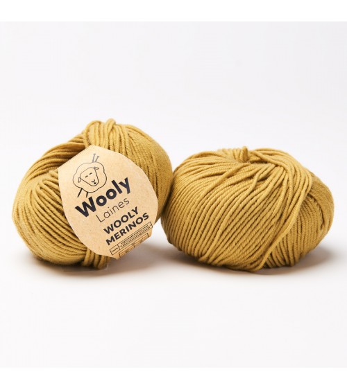 Wooly Mérinos Pelote de Laine 100% Mérinos Superwash Pelote de 50 gr.

WOOLY MERINOS est entièrement constituée de fibre de mé