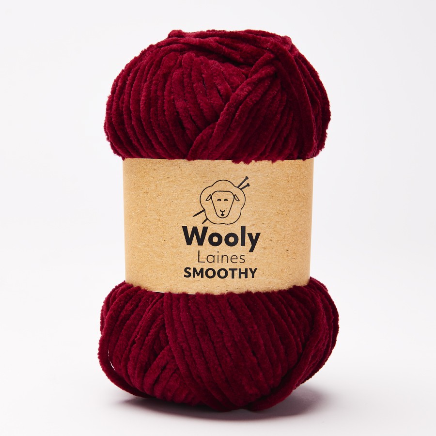 PELOTE DE LAINE SMOOTHY Pelote de 100 gr.
SMOOTHY possède un fil CHENILLE très doux, velouté et moelleux pour réaliser des pièc