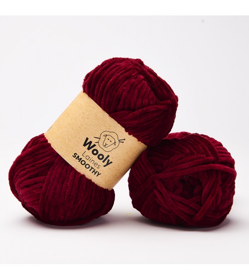 PELOTE DE LAINE SMOOTHY Pelote de 100 gr.
SMOOTHY possède un fil CHENILLE très doux, velouté et moelleux pour réaliser des pièc