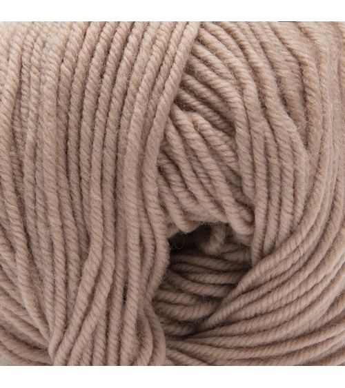 Poncho Simone - Kit de Tricot en laine Wooly Mérinos Pelote de 50 gr.
Niveau avancé.
Avec le poncho Simone, le rêve de glisser